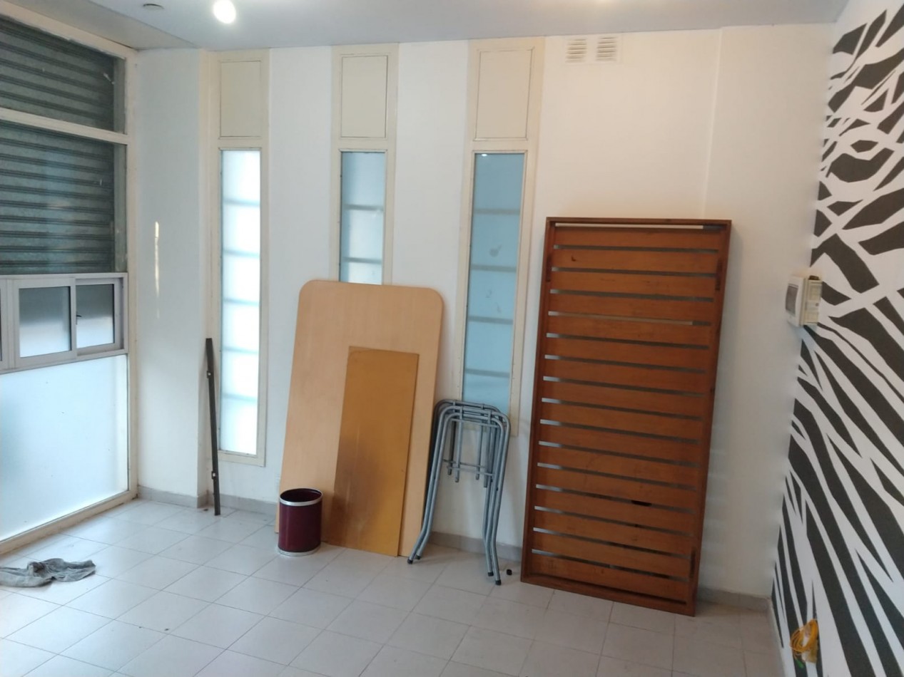 Alquiler Local 61 entre 2 y 3