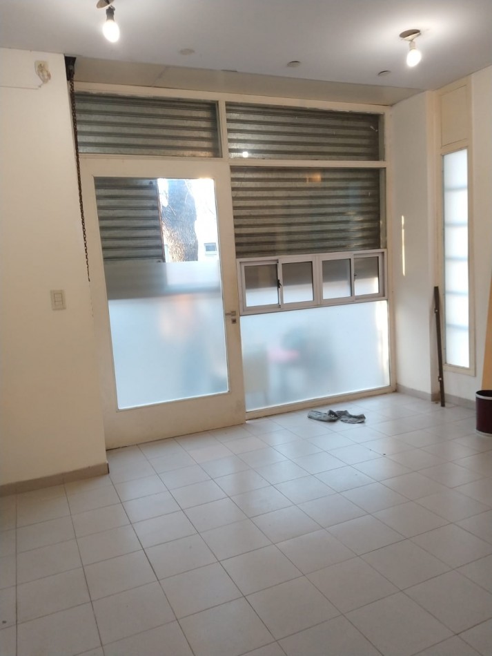 Alquiler Local 61 entre 2 y 3