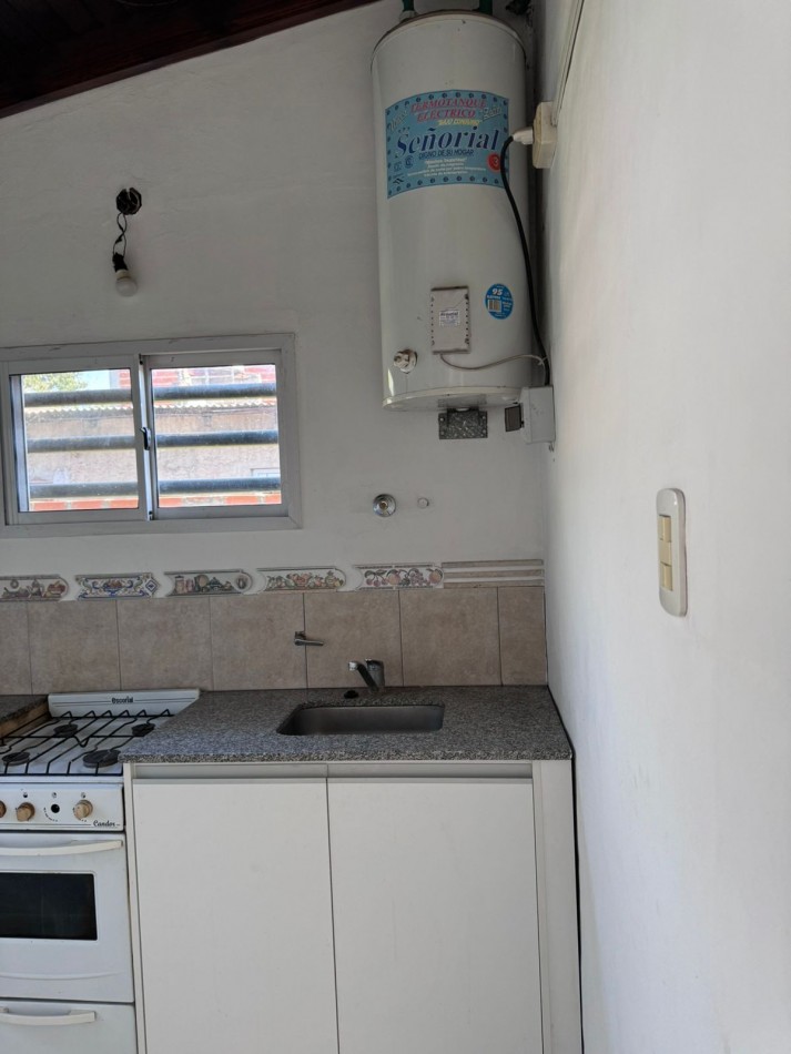ALQUILER PH DOS DORM EN 42 Y 142