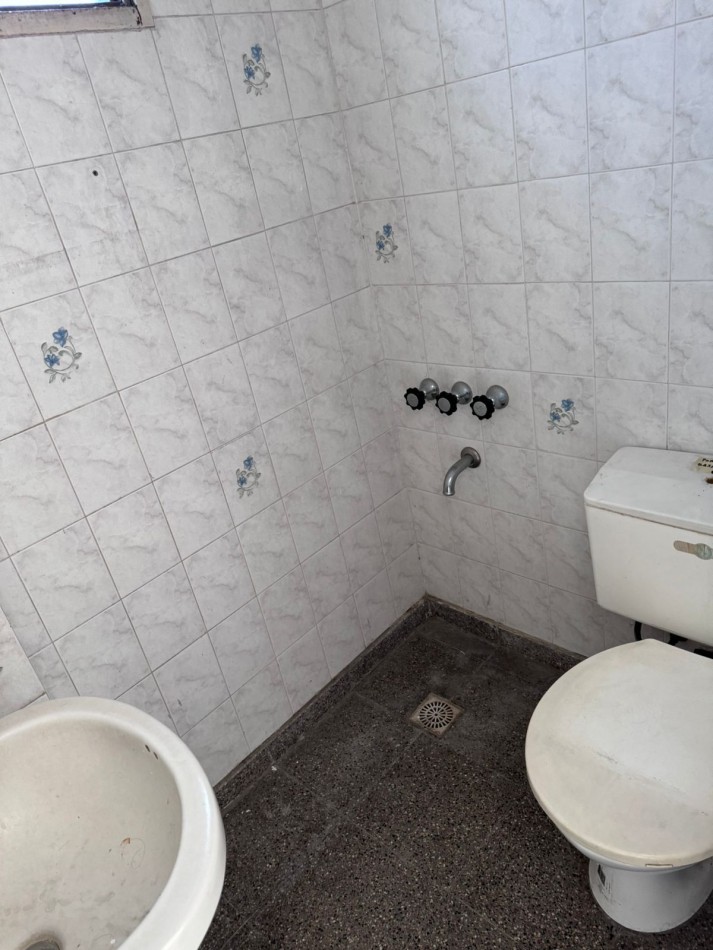 ALQUILER PH DOS DORM EN 42 Y 142