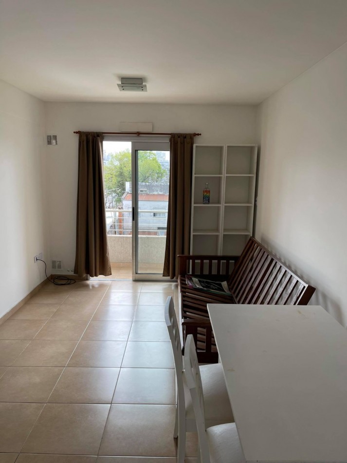 VENTA Depto 1 dormitorio 8 e/65 y 66 