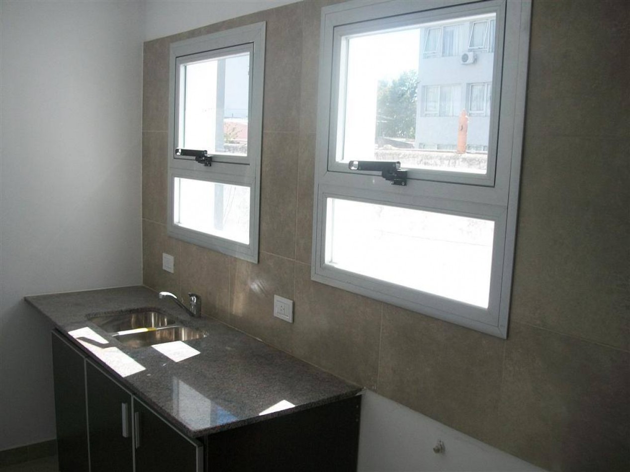 Venta depto 1 dormitorio 18 entre 51 y 53