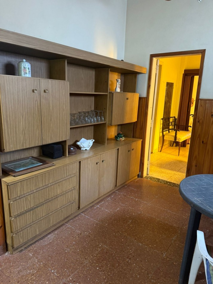 CASA A RECICLAR EN VENTA 123 ENTRE 6BIS Y 7