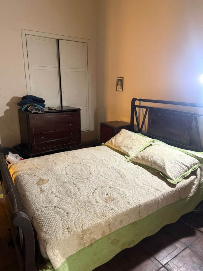 CASA A RECICLAR EN VENTA 123 ENTRE 6BIS Y 7