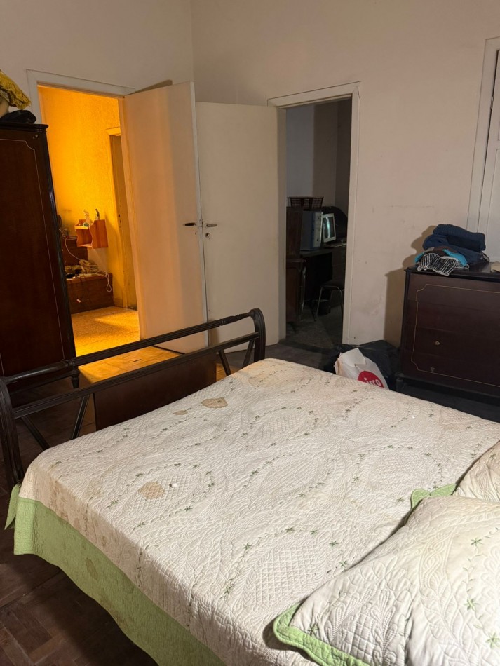 CASA A RECICLAR EN VENTA 123 ENTRE 6BIS Y 7