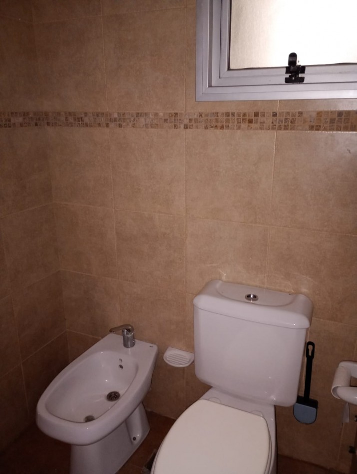 ALQUILER DPTO UN DORM EN 60 Y 3
