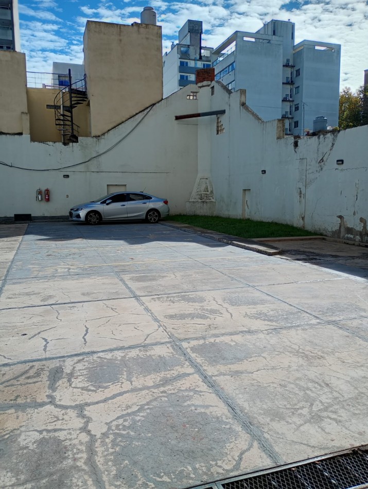 ALQUILER DPTO UN DORM EN 60 Y 3