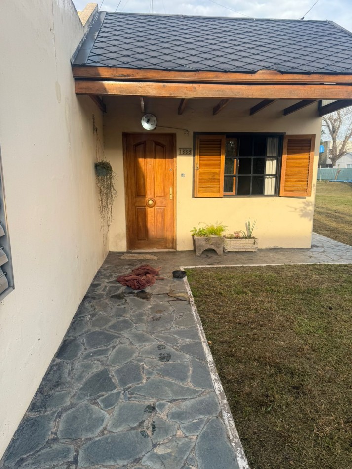 ALQUILER CASA EN 151 Y 71