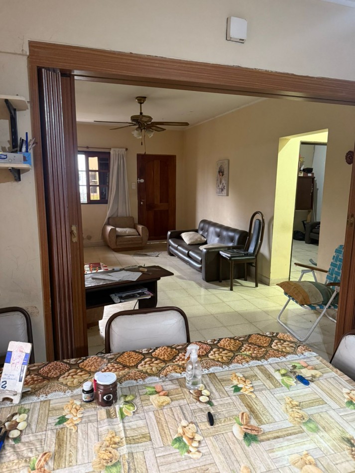 ALQUILER CASA EN 151 Y 71