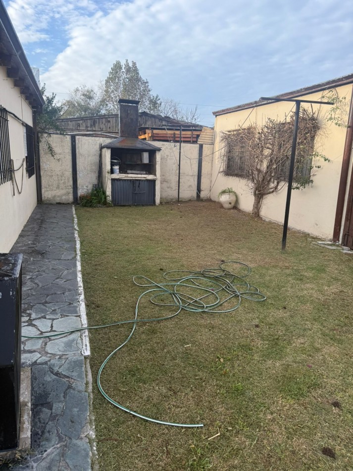 ALQUILER CASA EN 151 Y 71