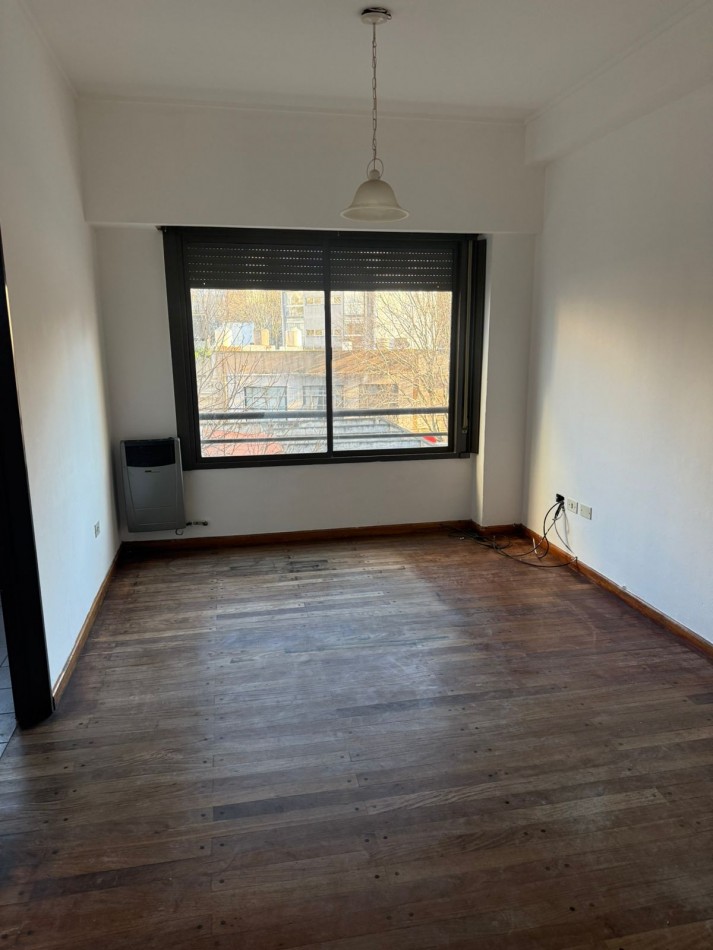ALQUILER DPTO UN DORM EN 59 Y 8 CON COCHERA