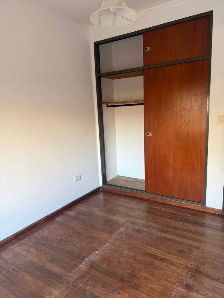 ALQUILER DPTO UN DORM EN 59 Y 8 CON COCHERA