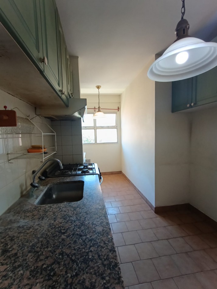 Alquiler depto 2 dormitorios 31 y 523