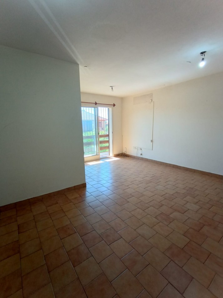 Alquiler depto 2 dormitorios 31 y 523