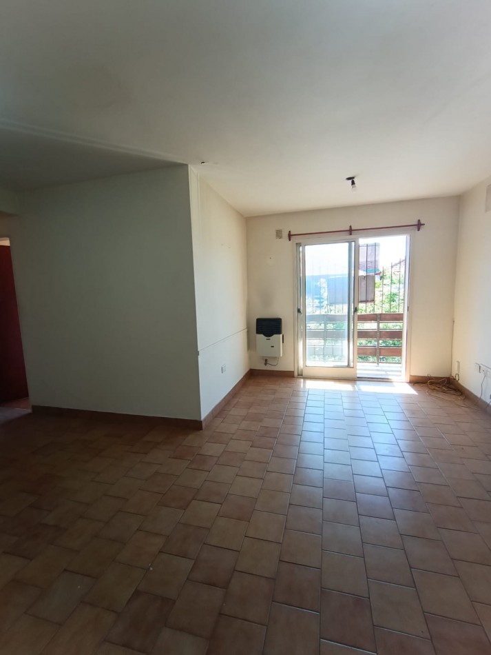Alquiler depto 2 dormitorios 31 y 523