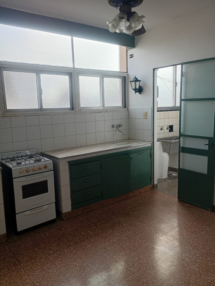 ALQUILER DPTO DOS DORM EN 57 Y 11