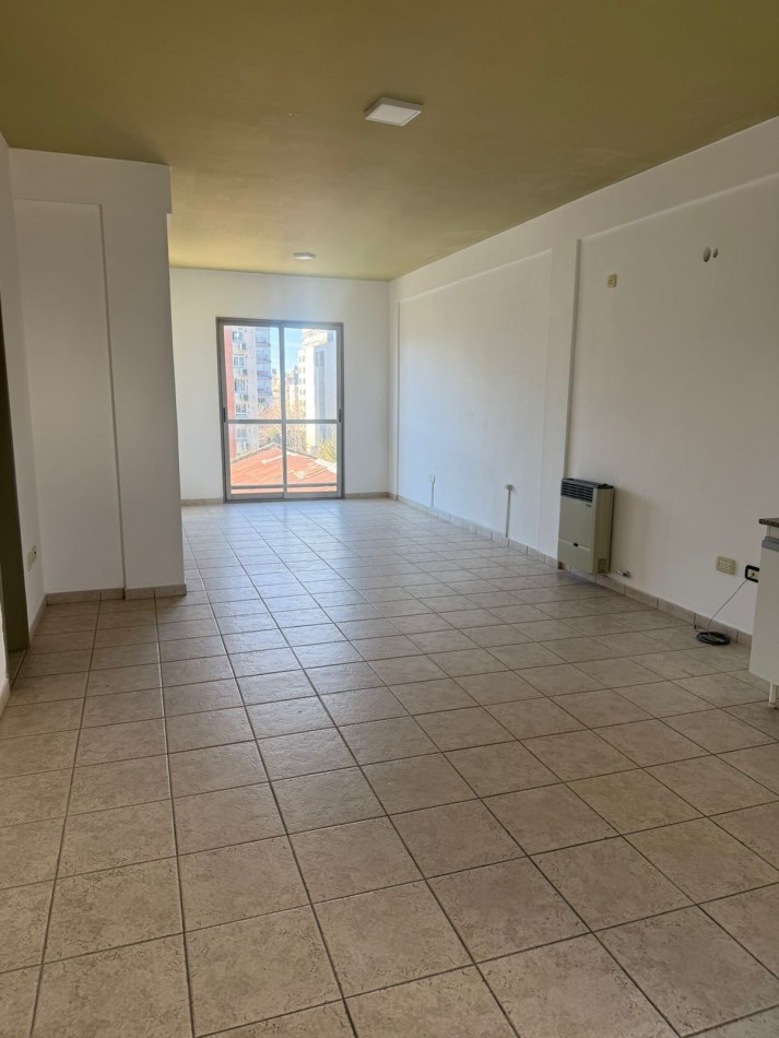 ALQUILER DPTO UN DORM CON COCHERA