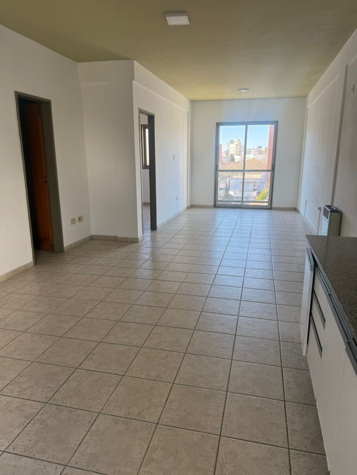 ALQUILER DPTO UN DORM CON COCHERA