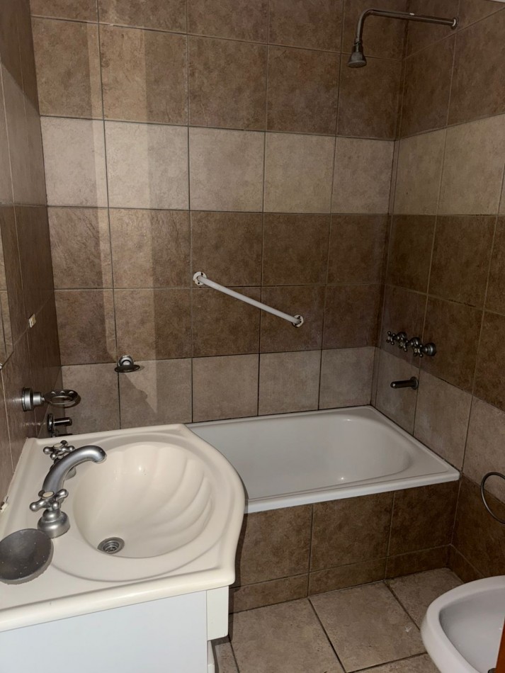 VENTA DPTO UN DORM CON COCHERA