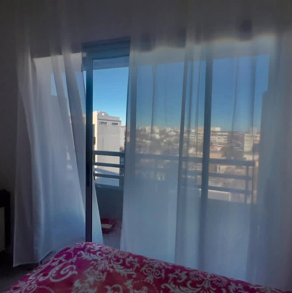 VENTA Depto monoambiente 50 y 21 Plaza Malvinas
