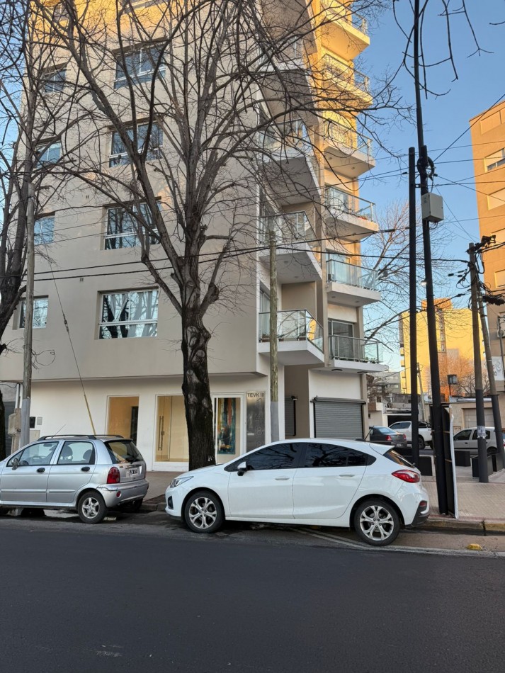 ALQUILER DPTO UN DORM 54 Y 25