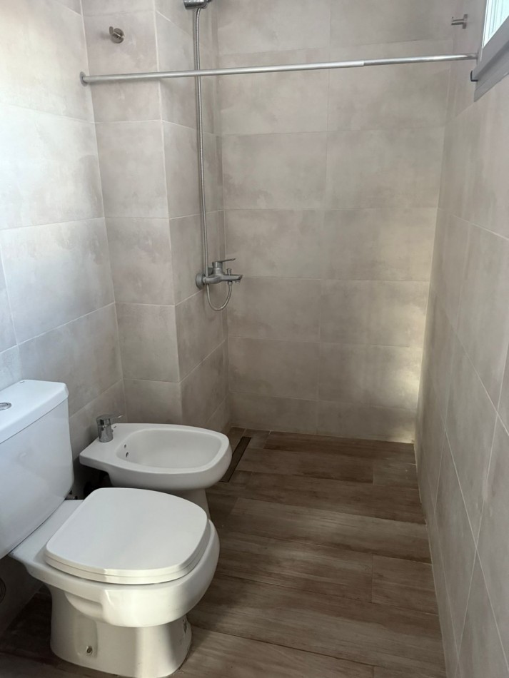 ALQUILER DPTO UN DORM 54 Y 25
