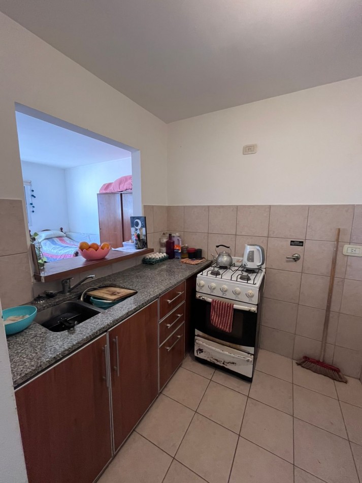 Alquiler Monoambiente 7 y 33 