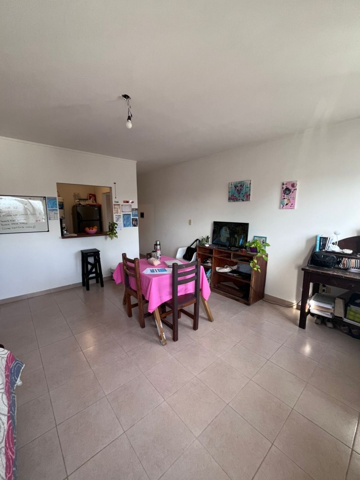 Alquiler Monoambiente 7 y 33 