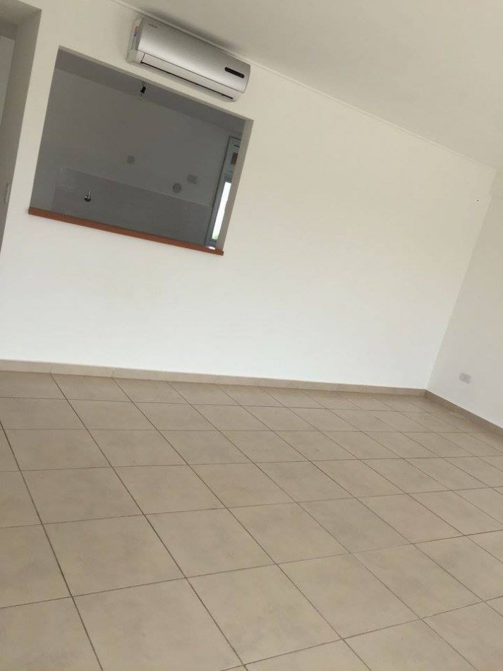 Alquiler dpto un dorm y cochera en 7 y 36