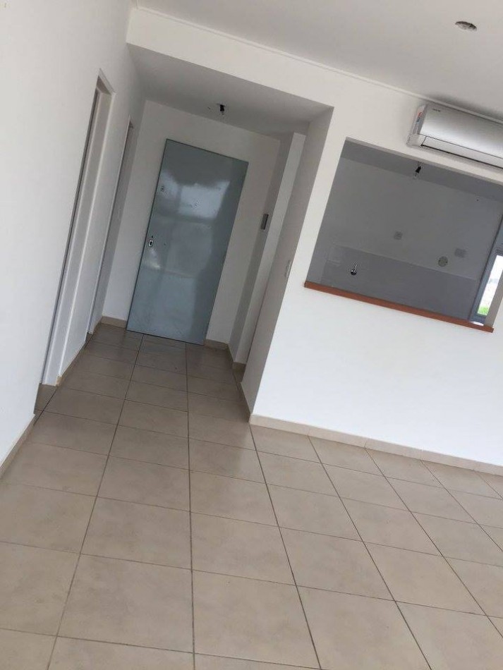 Alquiler dpto un dorm y cochera en 7 y 36