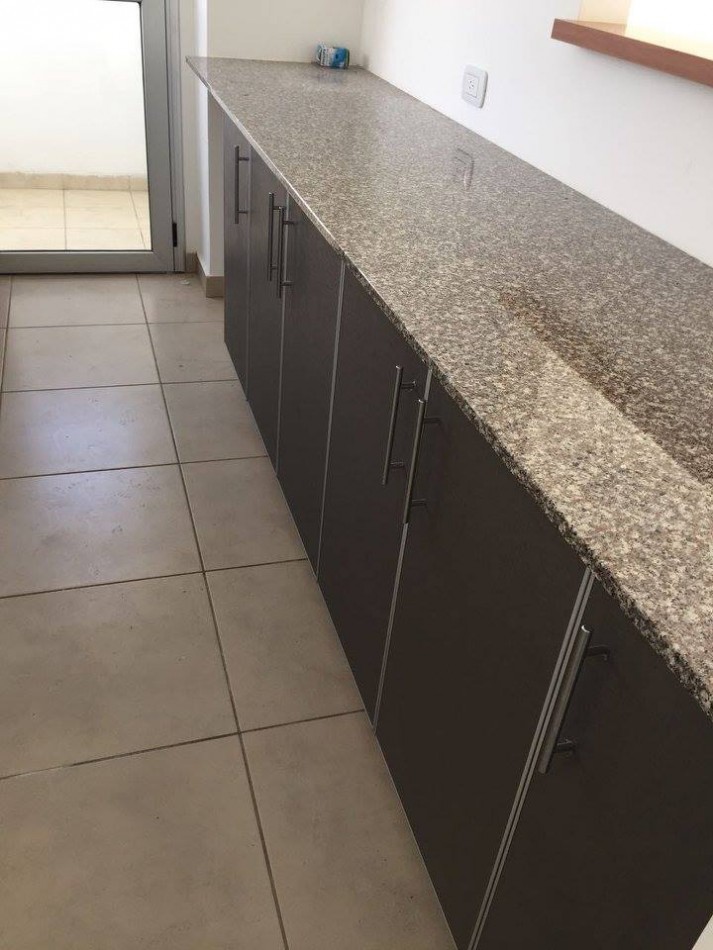 Alquiler dpto un dorm y cochera en 7 y 36