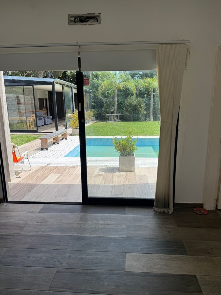 VENTA CASA 1 DORMITORIO 603 ENTRE 115 Y 116