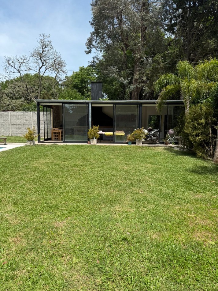 VENTA CASA 1 DORMITORIO 603 ENTRE 115 Y 116