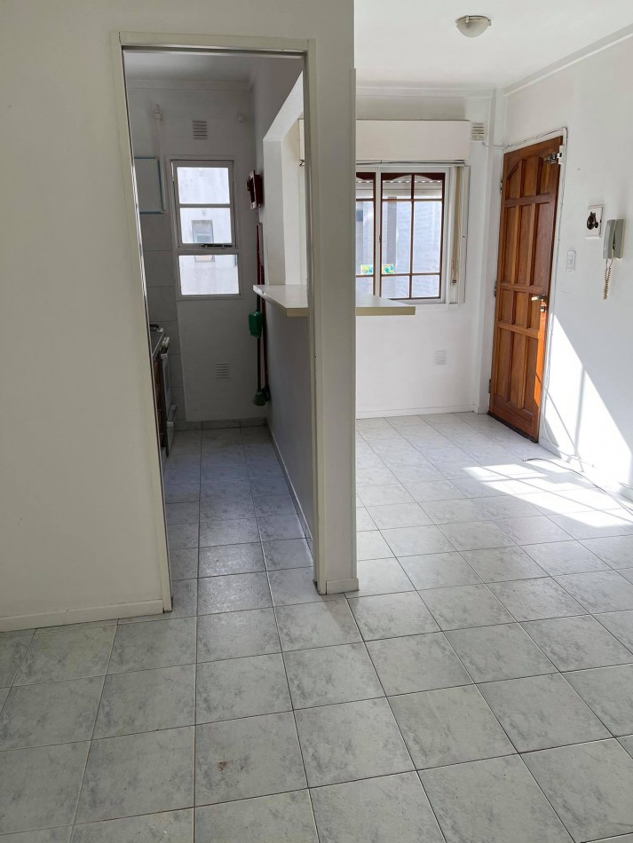 ALQUILER DPTO UN DORM EN 11 Y 39