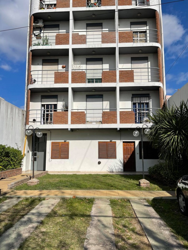 ALQUILER DPTO UN DORM EN 11 Y 39