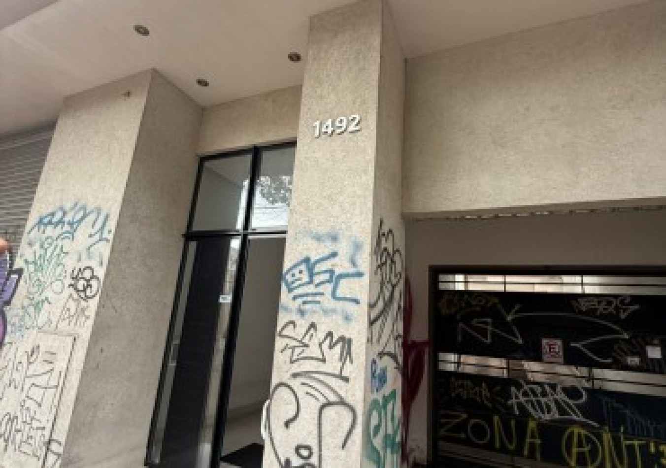 ALQUILER COCHERA CUBIERTA 11 ENTRE 62 Y 63 