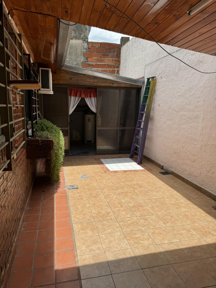 ALQUILER PH CON PATIO EN 60 Y 23