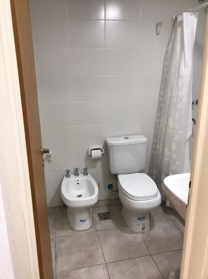 ALQUILER DEPTO 1 DORMITORIO 13 Y 64