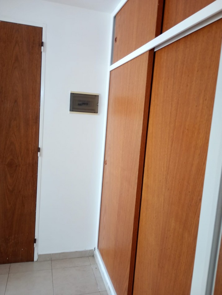 ALQUILER MONOAMBIENTE 5 60 Y 61