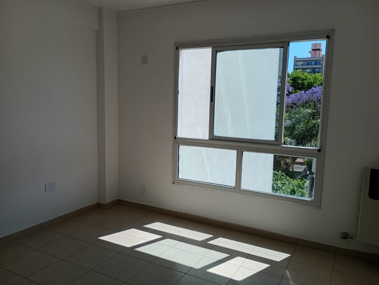 ALQUILER MONOAMBIENTE 5 60 Y 61