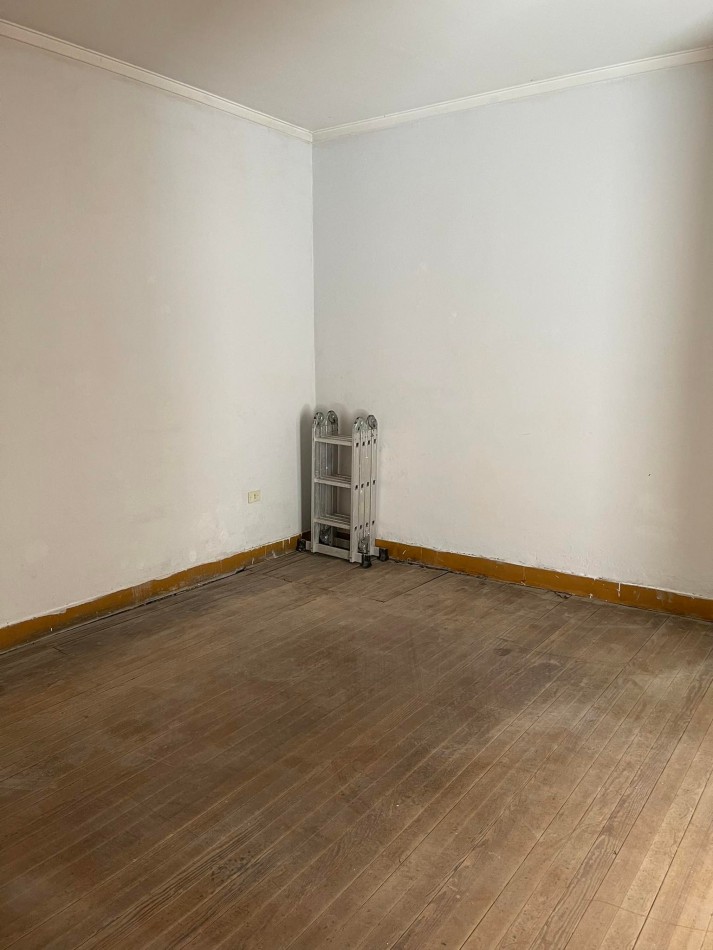 ALQUILER CASA DE DOS DORM EN 23 Y 66