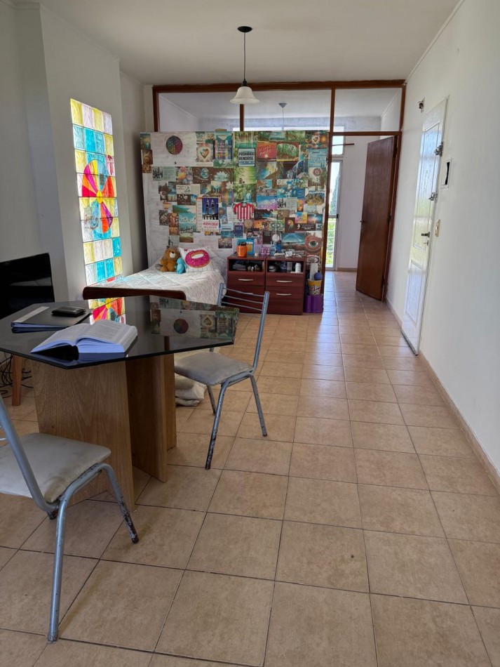 ALQUILER DTO UN DORM Y COCHERA EN 1 Y 66