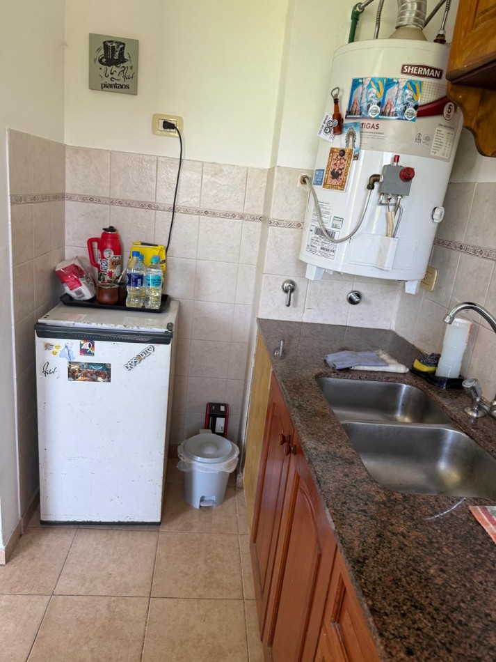 ALQUILER DTO UN DORM Y COCHERA EN 1 Y 66