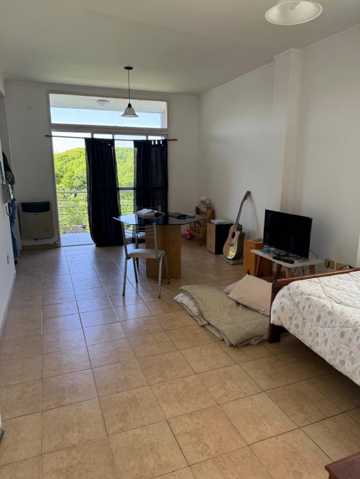 ALQUILER DTO UN DORM Y COCHERA EN 1 Y 66