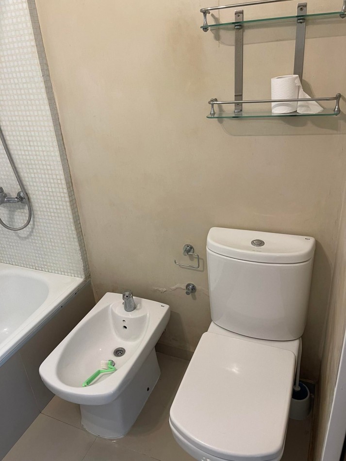 ALQUILER PH UN DORM CON COCHERA EN 22 Y 72