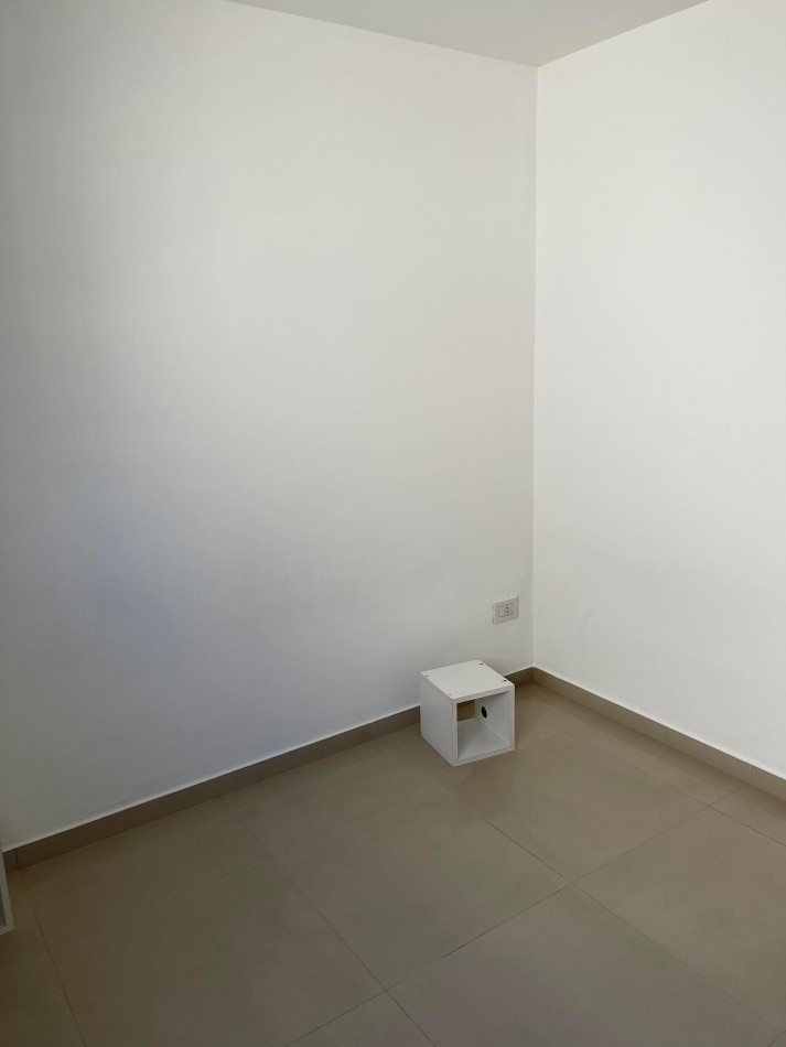 ALQUILER PH UN DORM CON COCHERA EN 22 Y 72