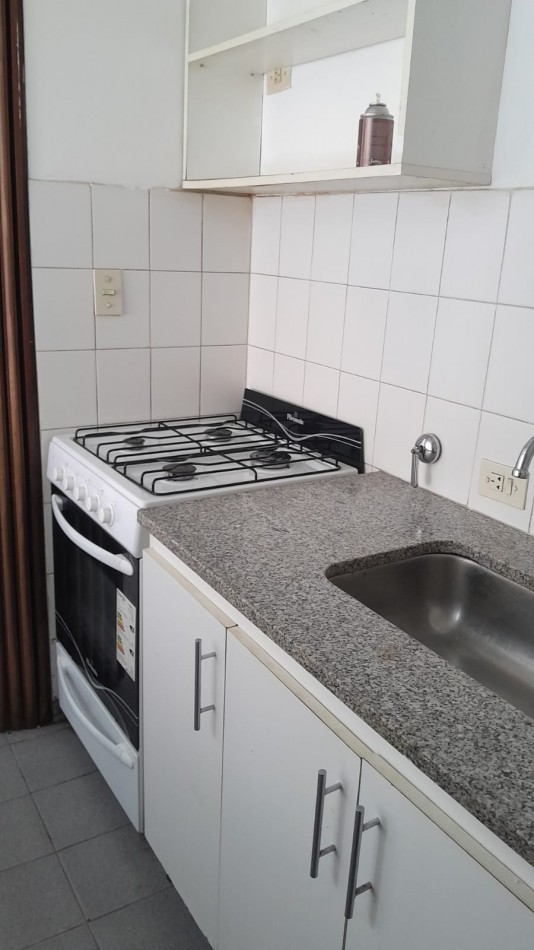 ALQUILER MONO EN 4 Y 50