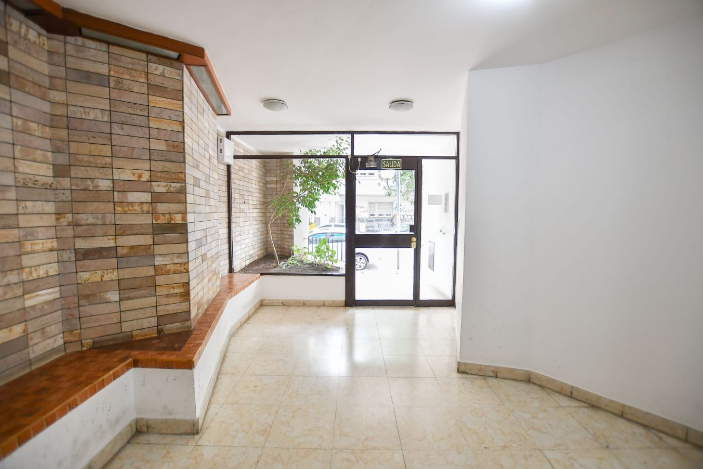 Alquiler depto 2 dormitorios 10 y 62