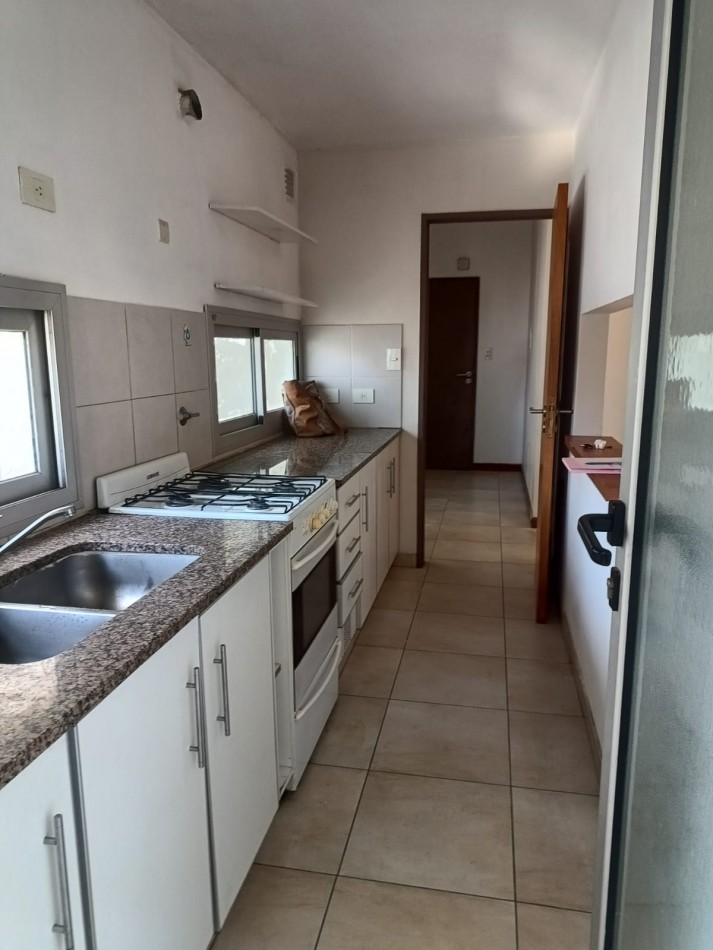 Alquiler Depto 1 dormitorio Av. 60 e/2 y 3