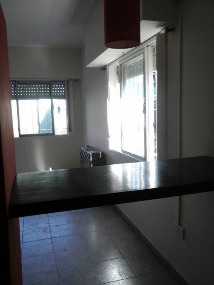 Alquiler Ph Sin Expensas Los Hornos 139 y 62 